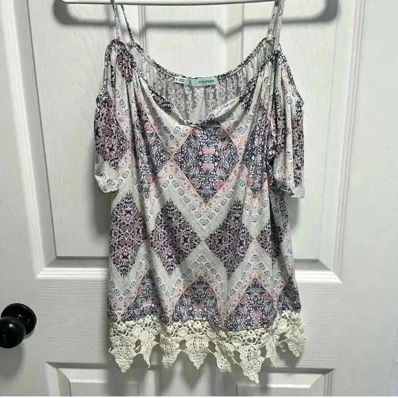 MAURICES OFF THE SHOULDER LACE TOP - Picture 1 of 4